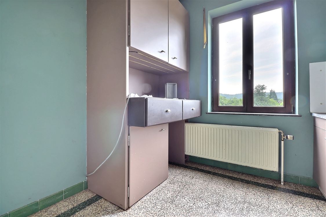 Villa/maison/ferme à FLAWINNE (4 chambres)