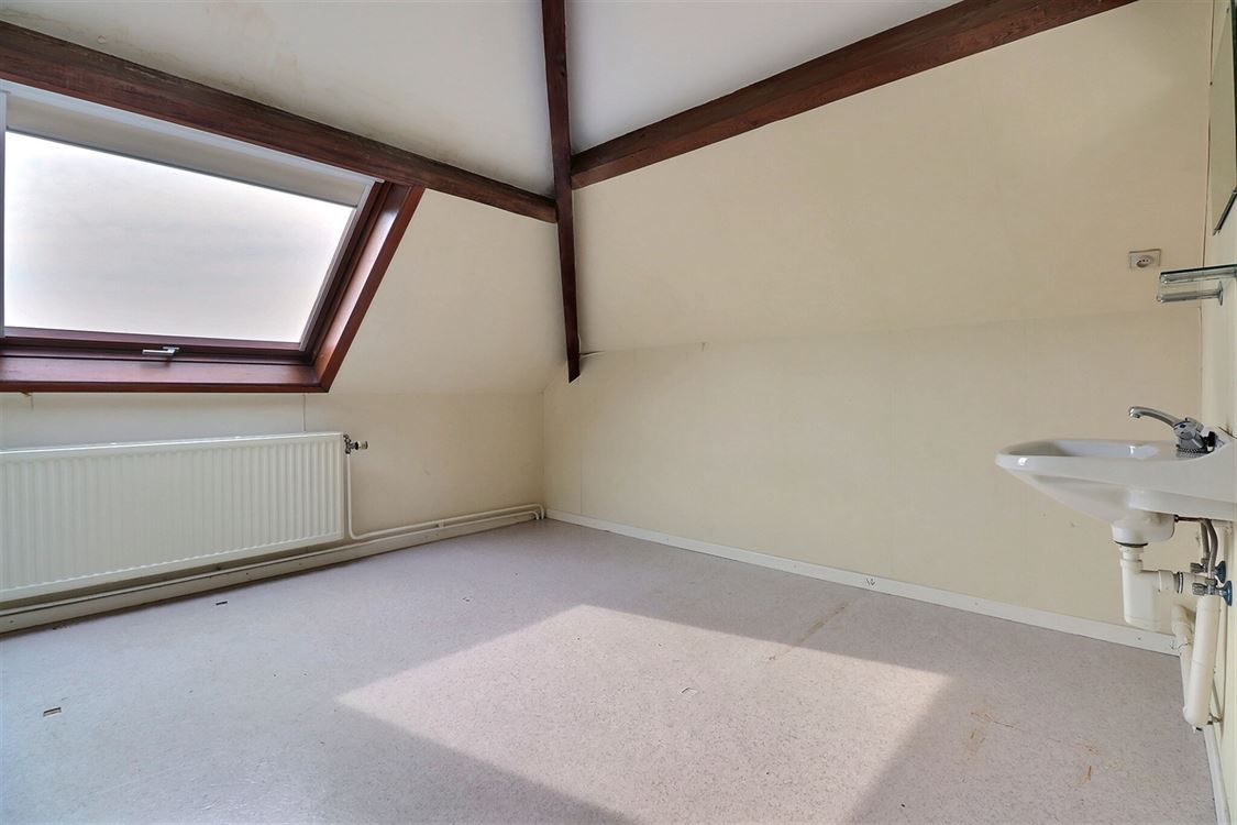 Villa/maison/ferme à FLAWINNE (4 chambres)