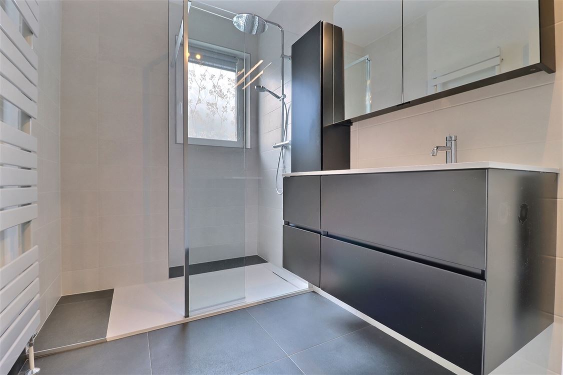 Appartement à JAMBES (2 chambres)
