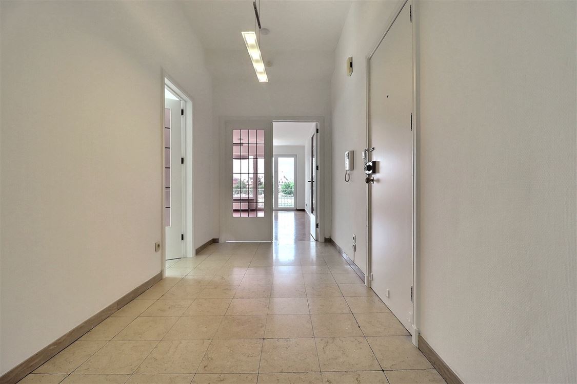 Appartement à JAMBES (2 chambres)
