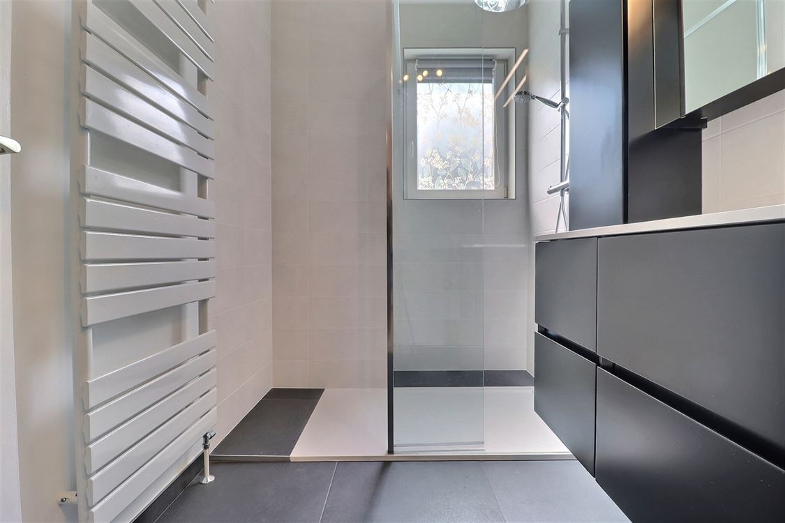 Appartement à JAMBES (2 chambres)