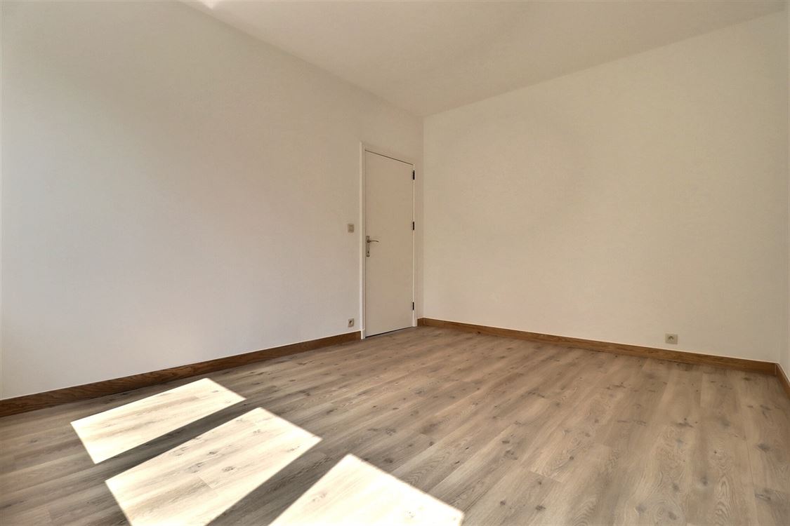 Appartement à JAMBES (2 chambres)