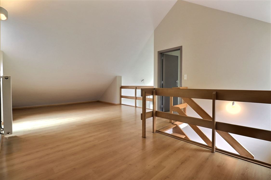 Villa/maison/ferme à GESVES (2 chambres)