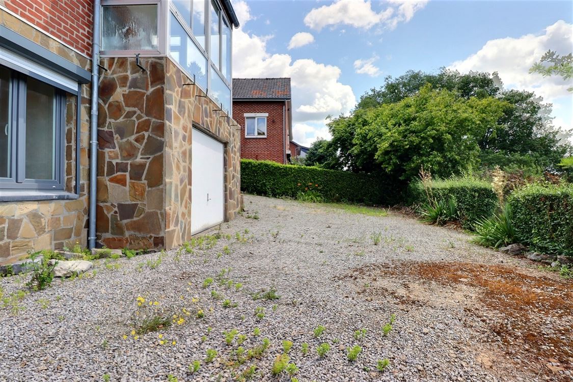 Villa/maison/ferme à BIOUL (4 chambres)