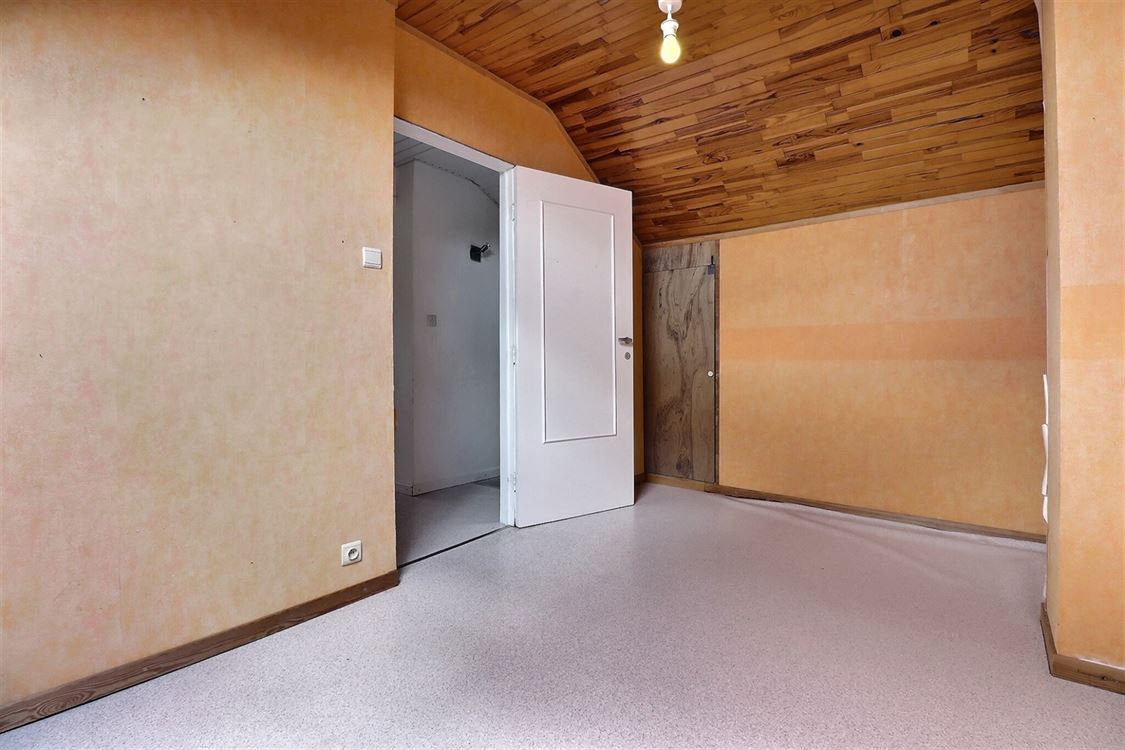 Villa/maison/ferme à BIOUL (4 chambres)