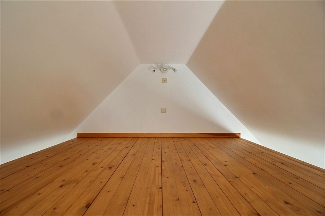 Appartement à LUSTIN (1 chambre)