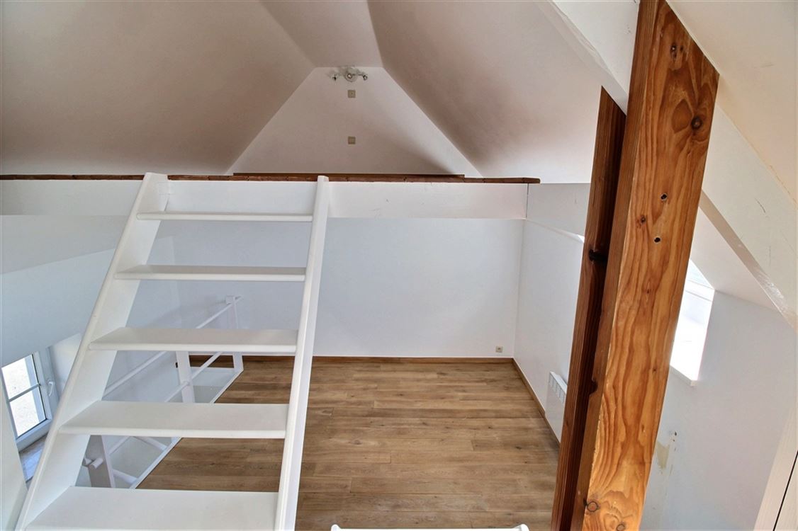 Appartement à LUSTIN (1 chambre)