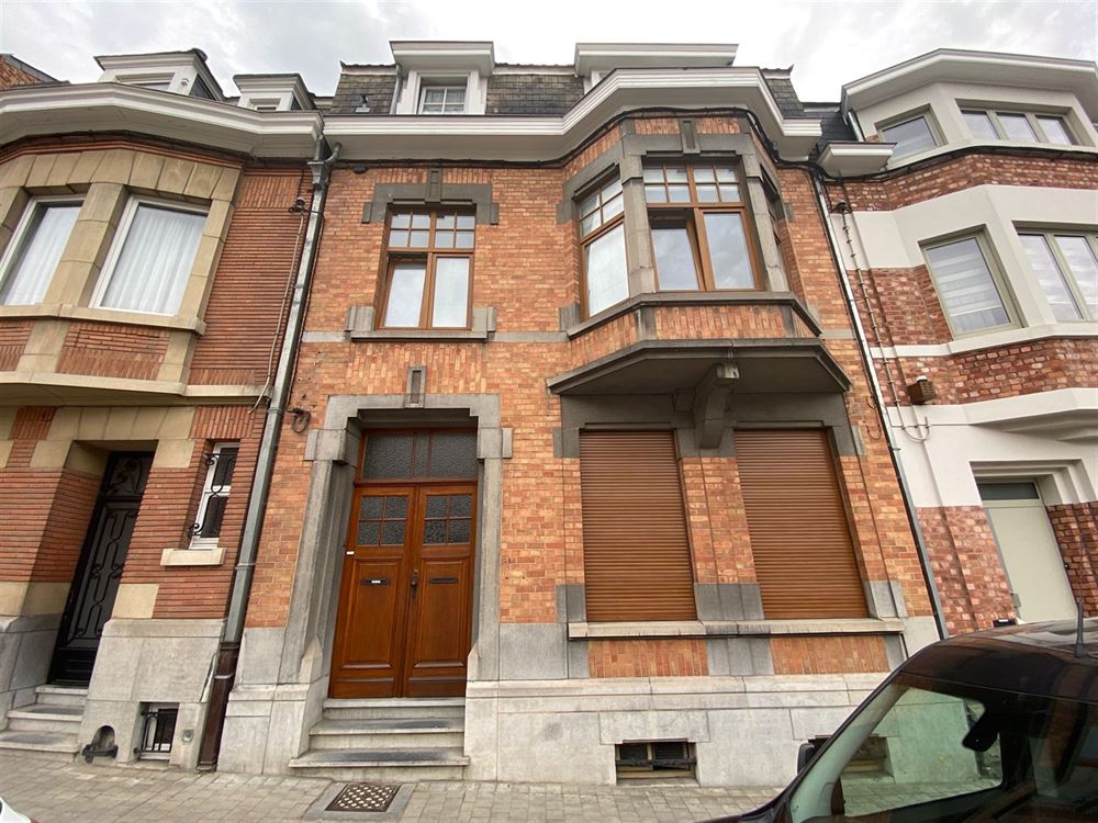 Villa/maison/ferme à NAMUR (4 chambres)