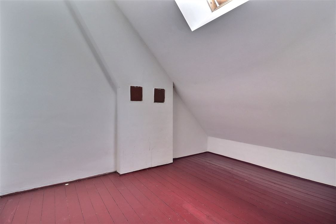 Villa/maison/ferme à NAMUR (4 chambres)