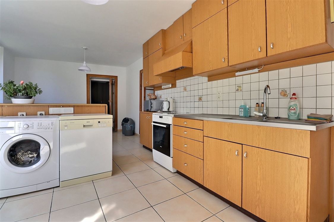 Villa/maison/ferme à PROFONDEVILLE (4 chambres)