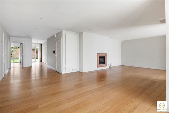 Luxe glvl app. van ca 180 m² met tuin & garage